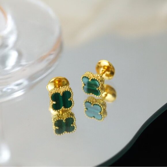 Authentic Van Cleef & Arpels Vintage Alhambra Earrings - Picture 10 of 10